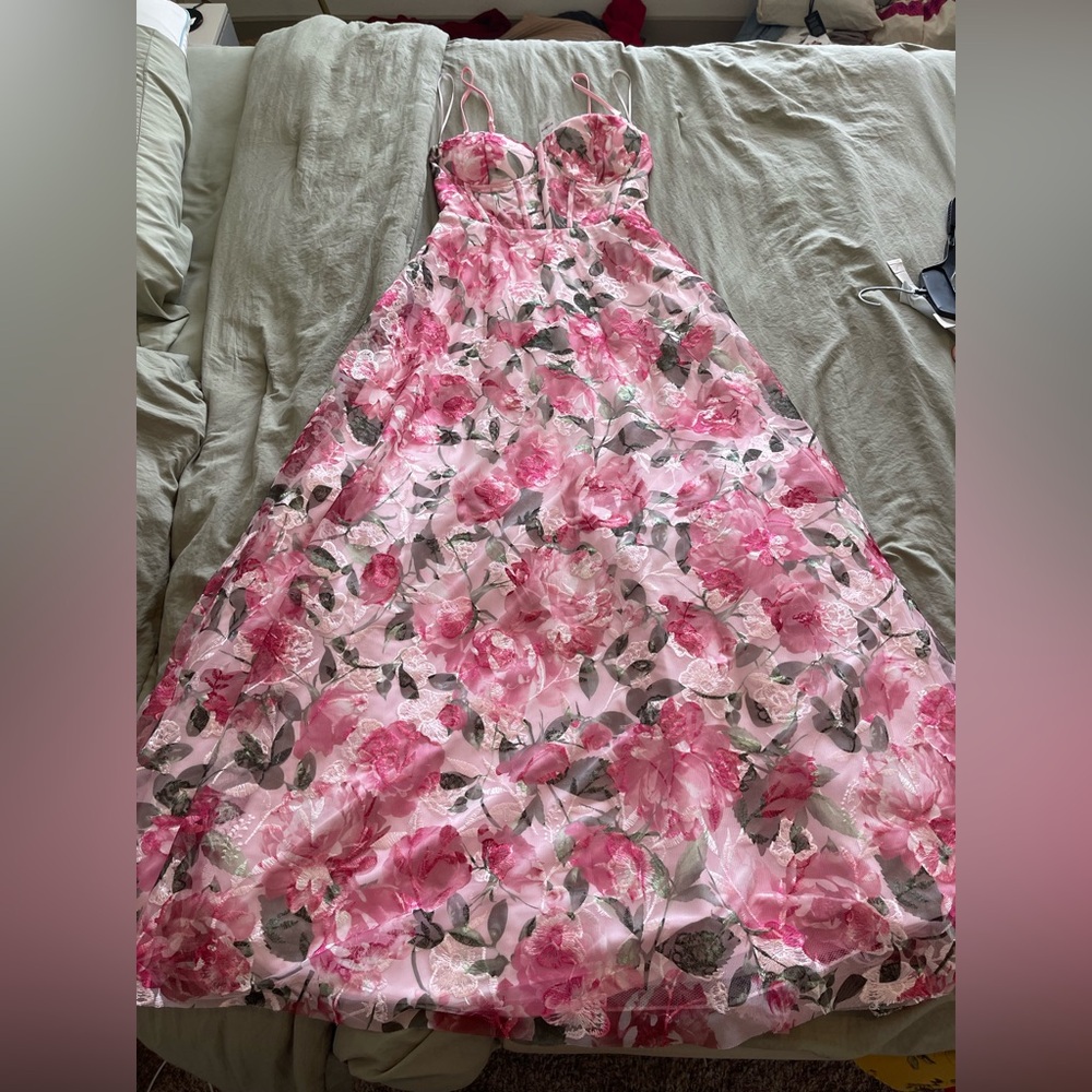 Francesca's Collections Pink Floral Dress